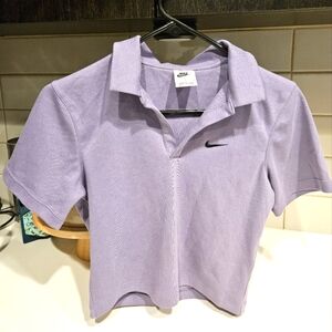 Nike Sportswear EssentialWomen's Short-Sleeve Polo Top